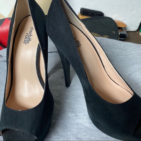 BNWOB CHARLOTTE RUSSE HEELS - Picture 2 of 4